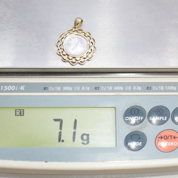 1985年 PT1000/K18 D0.05 ダイヤ入りネックレストップ 1/10oz エリザベス3