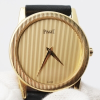 PIAGET  ピアジェ 時計 クオーツ ゴールド文字盤 750 5894　中古