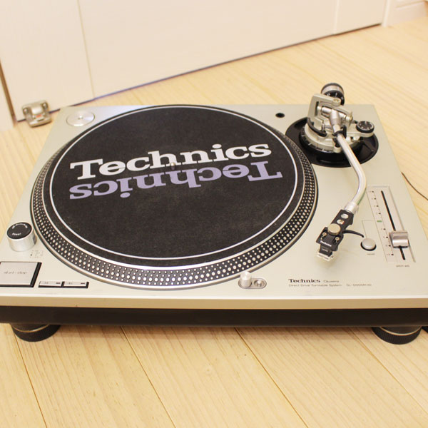 テクニクス　technics SL-1200MK3D ターンテーブル シルバー 中古1