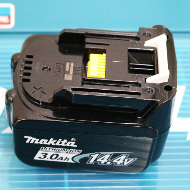 美品　マキタ 14.4V 充電式タッカ ST420DRF　3.0Ah　送料無料6