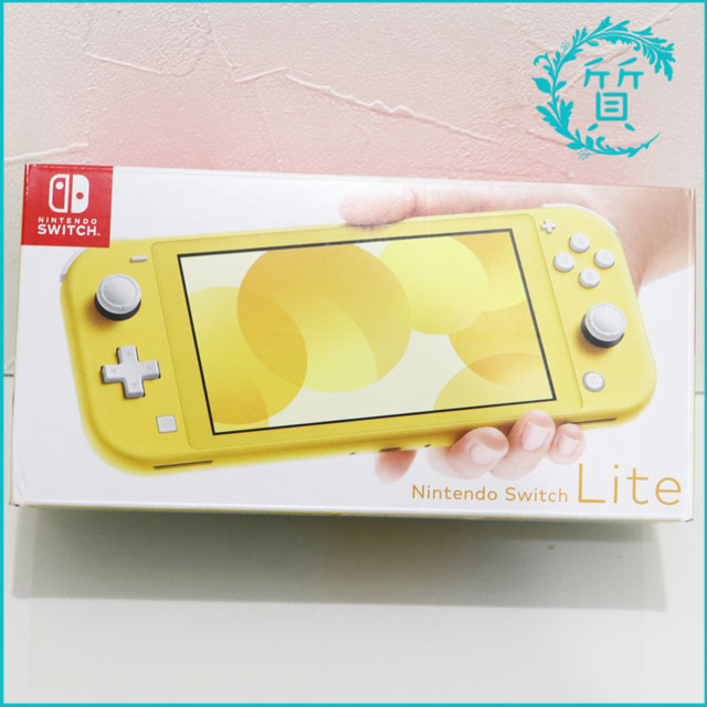 任天堂　Nintendo Switch Lite(ニンテンドースイッチ ライト)　HDH-S-YAZAA　イエロー 元箱あり