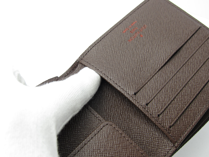 ルイヴィトンのダミエ エベヌ ポルトフォイユ マルコ 2つ折り財布 N61675 製造番号の場所 | ブランド・バッグ財布（中古品）ヴィトン